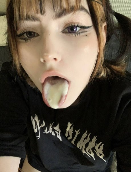 Sqwrtick_ schauspielerin akt foto