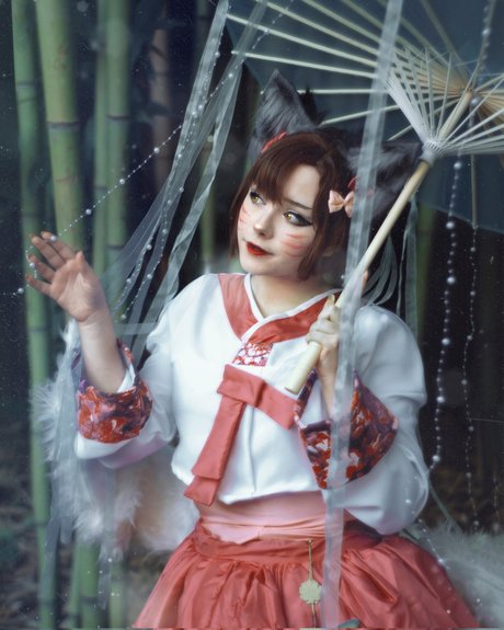 Little Giuli heiße akt foto