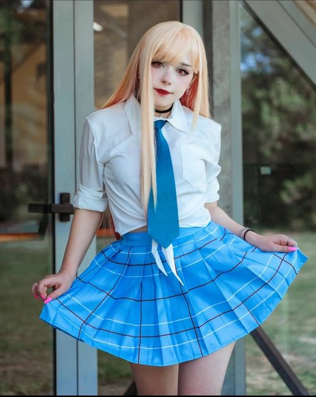 Little Giuli schauspielerin akt bilder