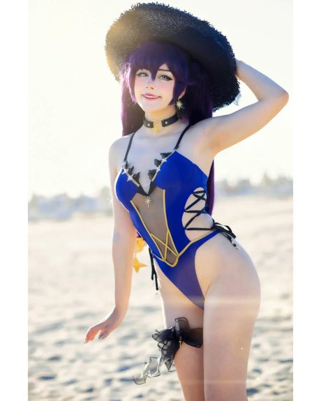 Little Giuli hd sex galerien