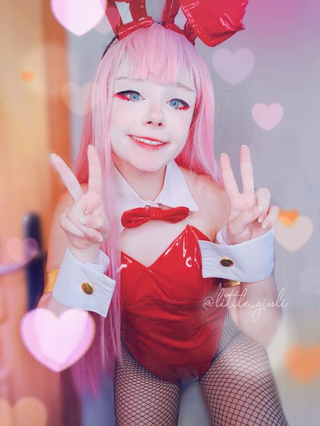 Little Giuli erotische perfekte galerie