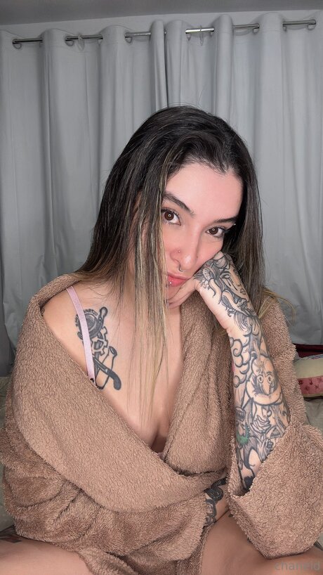 Chaneld model exklusive foto