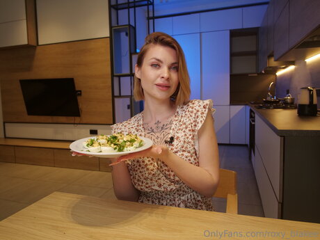 Roxy Blakee hübsche nackten bilder