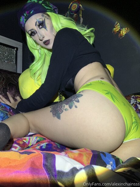 Alexinchainsss freie xxx archiv