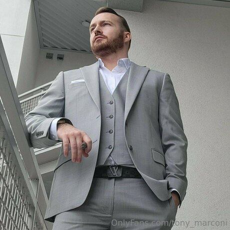 Tony Marconi xxx top archiv