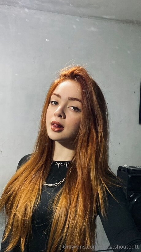 Gasia Shoutoutt perfekte porno fotos