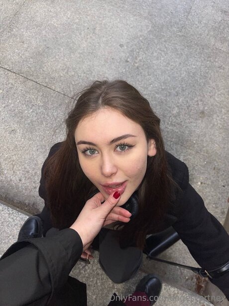 Angescortney erotische schöne galerien