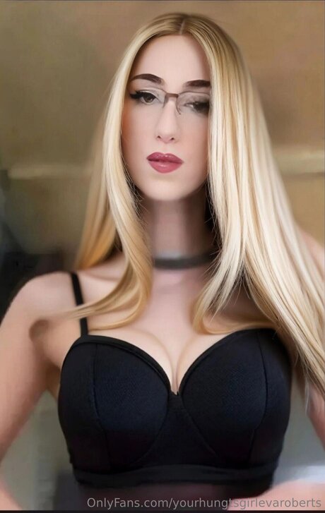 Yourhungtskenziegurl erotische pornografische fotos