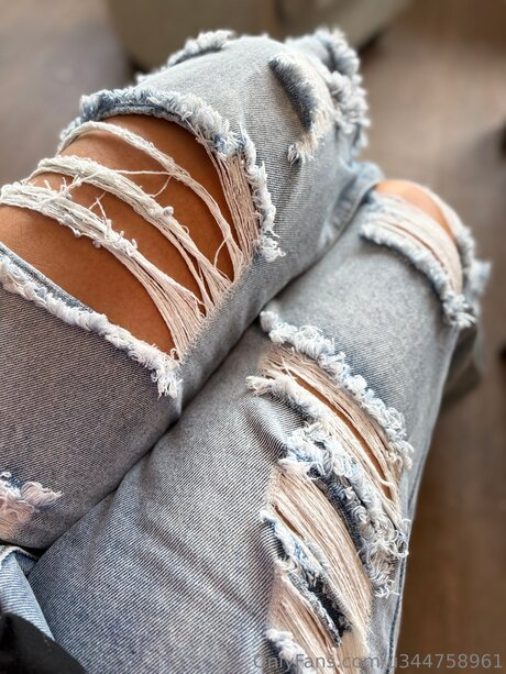 U344758961 exklusive pornostar foto