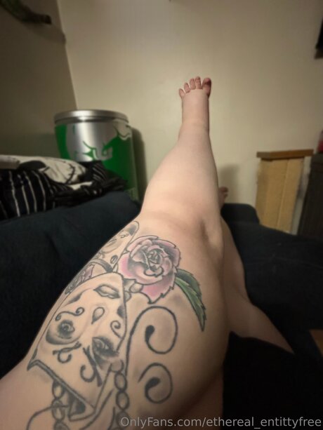 shemale sperma im mund onlyfans kunst pornographische fotos