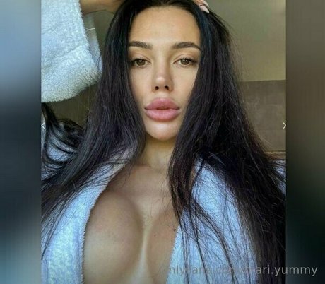 mari yummy hd pornostar foto