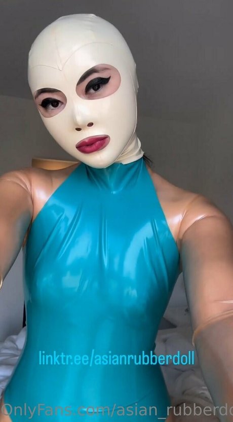 asian rubberdoll exklusive nacktheit fotos
