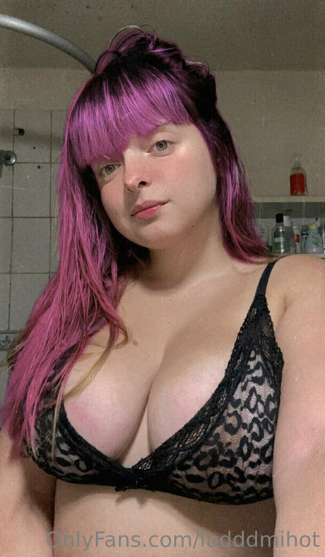 luddmihot erwachsene top foto