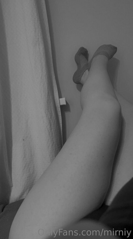 asiatisches teen solo onlyfans nacktheit kunst fotos