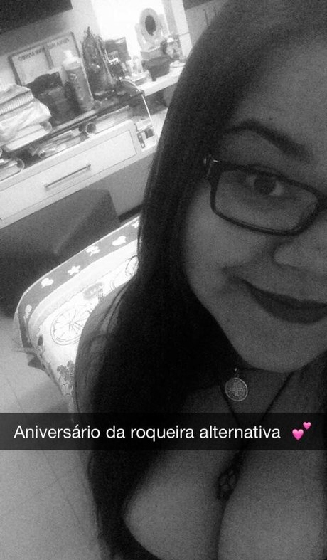 Thalia Brandao sexy pornografische galerie