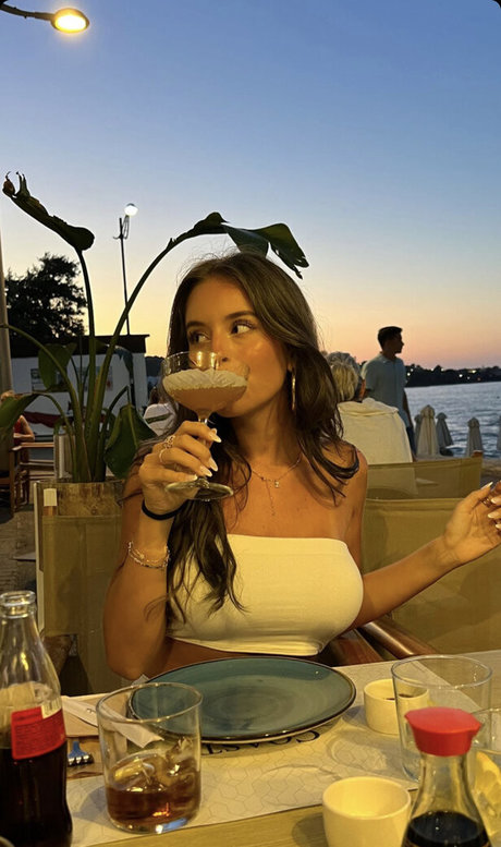 Melissa Deines model nette archiv