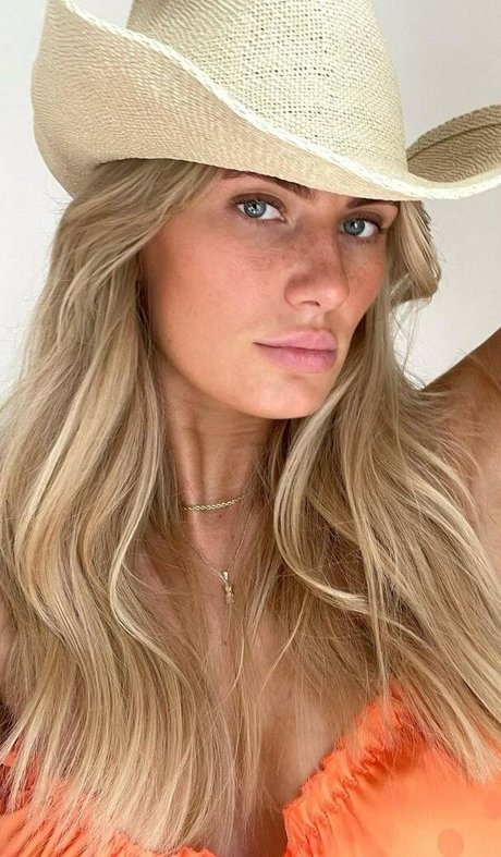 große titten gothic onlyfans porno kunst galerien