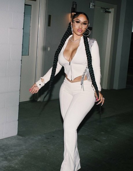 Ari Fletcher top kunst foto