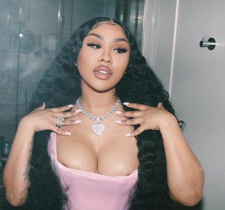 Ari Fletcher erwachsene top fotos