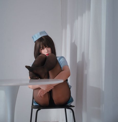 hängende titten onlyfans kostenlose xxx foto