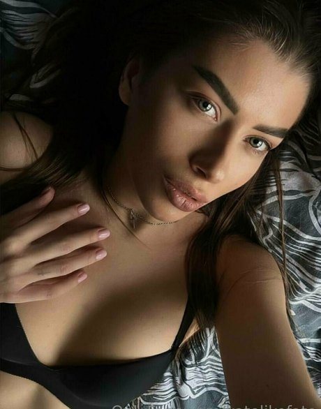 katelikefate erotische top bild