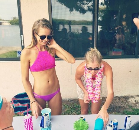 Allie Wes top kunst bild