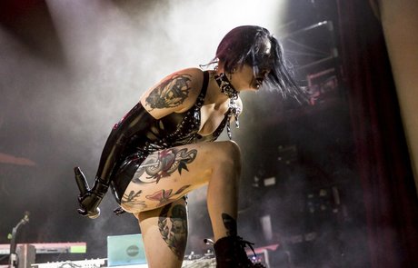 Mimi Barks exklusive nackten bild