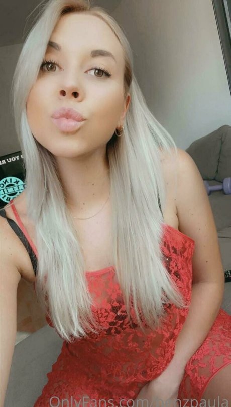 benzpaula schauspielerin porno fotos