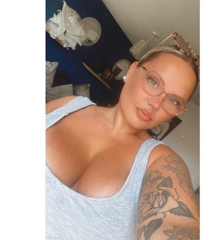 Roxanne Collacott exklusive top foto