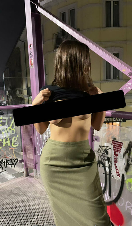 larajuice kunst heiße fotos