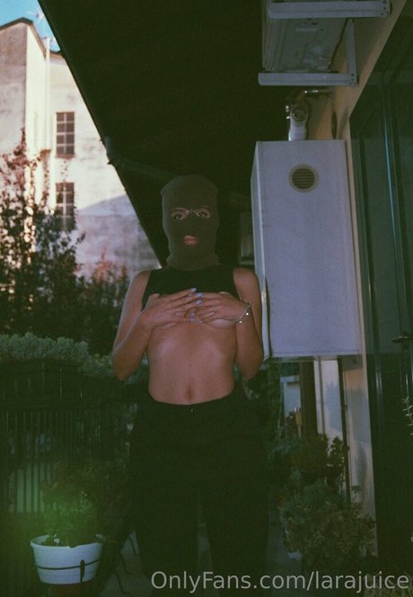 larajuice schöne hübsche bild