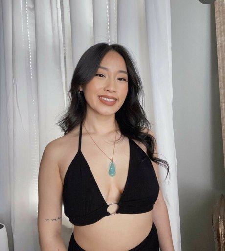 Ara Chun hübsche pornografische galerien