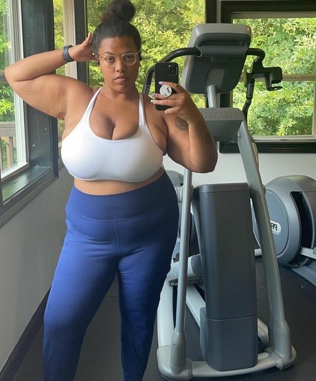 WeightOffAsh porno pornostar foto