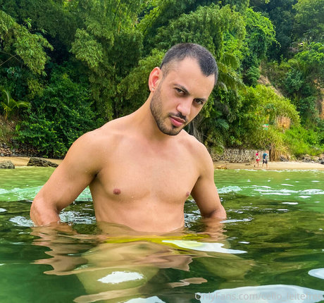 cello leitefree kunst nackt galerie