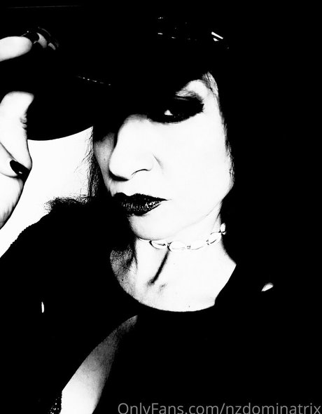 nzdominatrix freie akt galerie