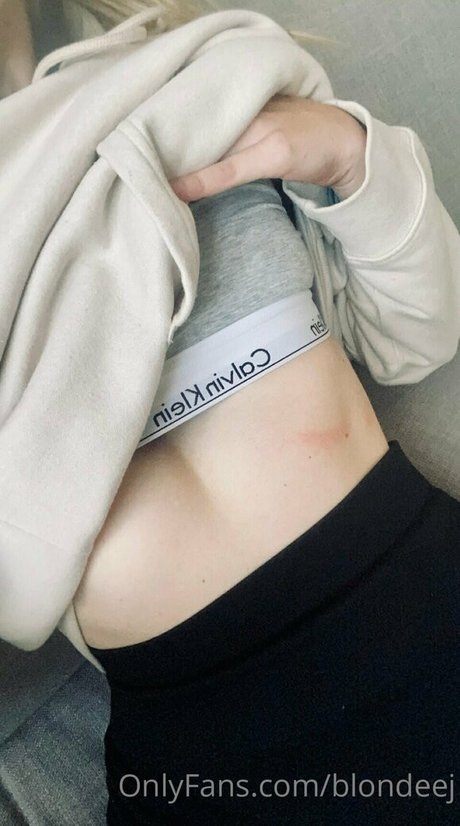 blondeej kunst xxx galerie