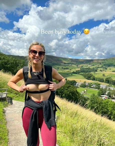 Cerimarie1990 nackt nette foto