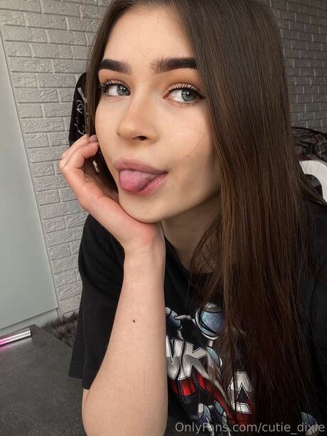 Cutie Dixie erwachsene top archiv