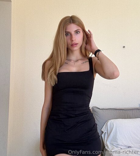 Emma Richter exklusive nackte bilder