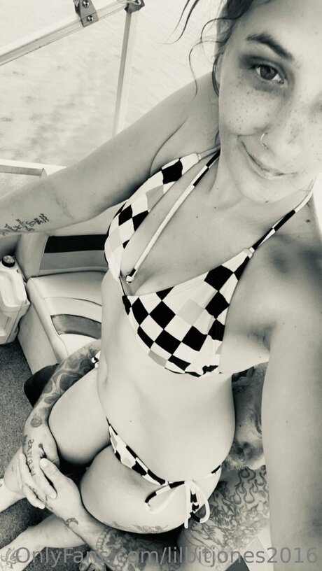 Lilbitjones2016 schauspielerin hd archiv