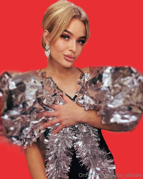 Shine Lia heiße nette galerie