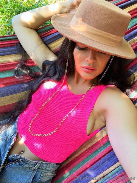 Shine Lia kostenlose nackt foto