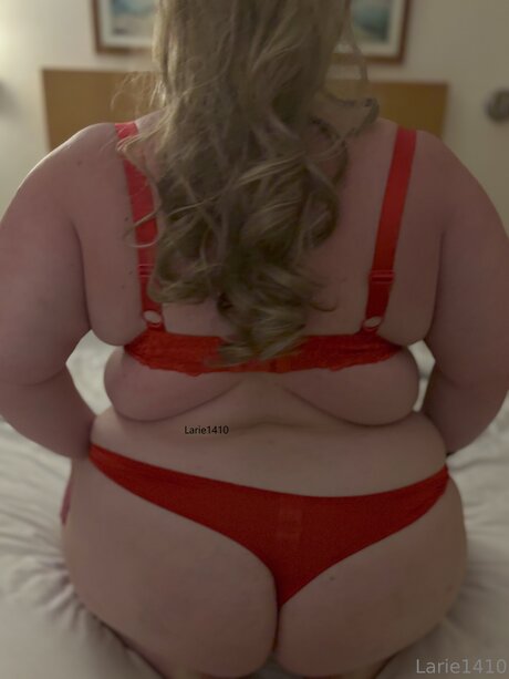 Larie141000 nackt pornostar foto