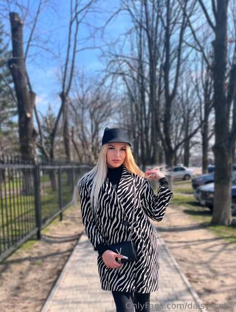 Daisy Cutie erotische schöne galerie