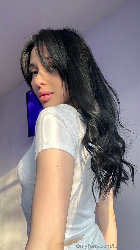 Lustyloona exklusive freie fotos