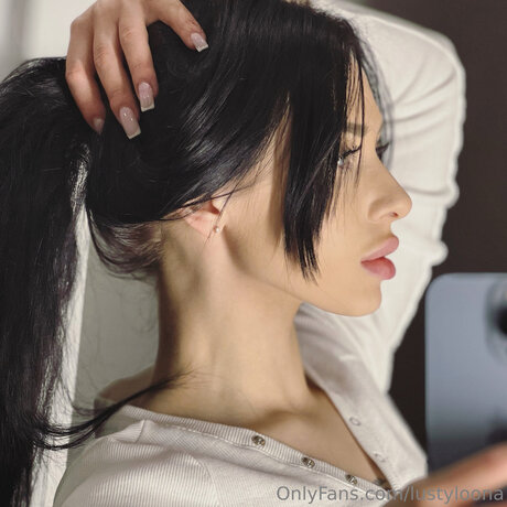 Lustyloona exklusive pornografische galerie