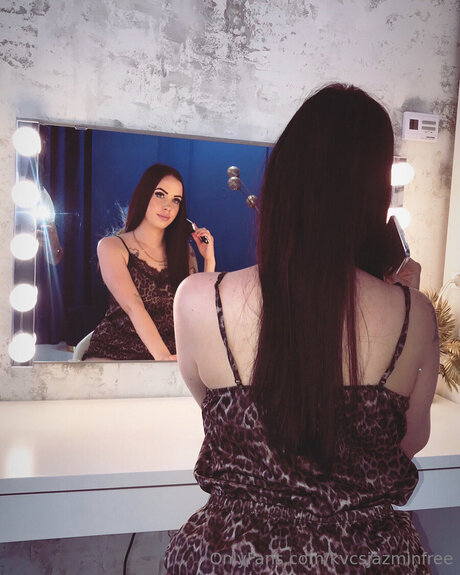 Kvcsjazminfree nacktheit pornografische bild