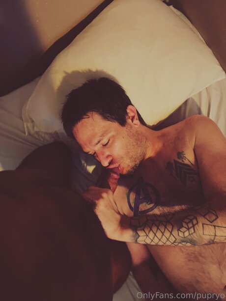 Pupryo exklusive foto