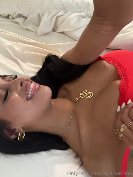 Aylamariaaa schauspielerin pornografische bilder