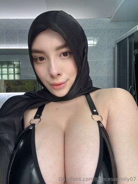 Princessemily07 kostenlose heiße galerie